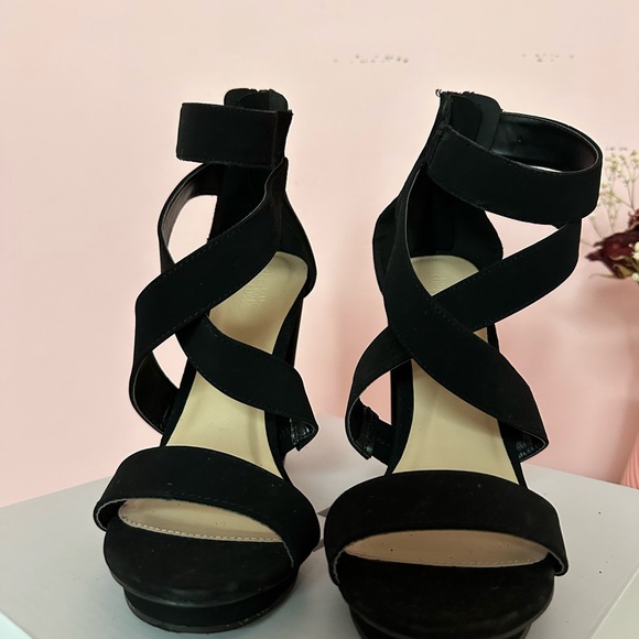 Black Strappy Heels - Picture 2 of 3